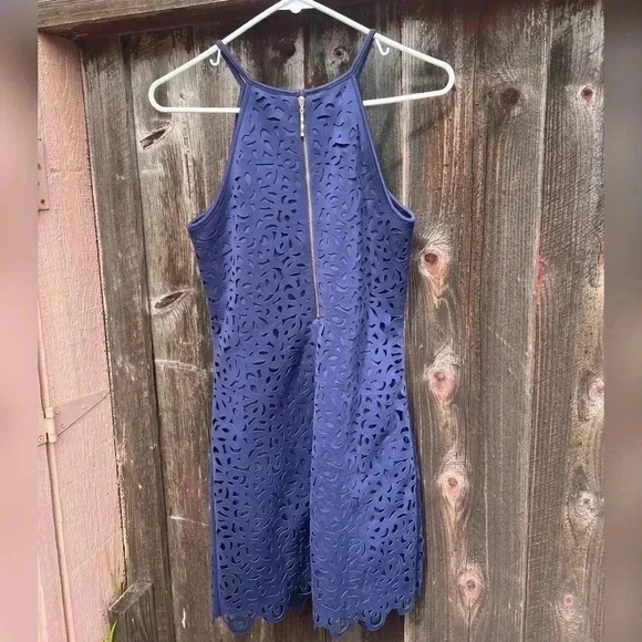 Lilly Pulitzer Pearl True Navy Laser Cut Scuba Ponte Shift Dress - Picture 6 of 8